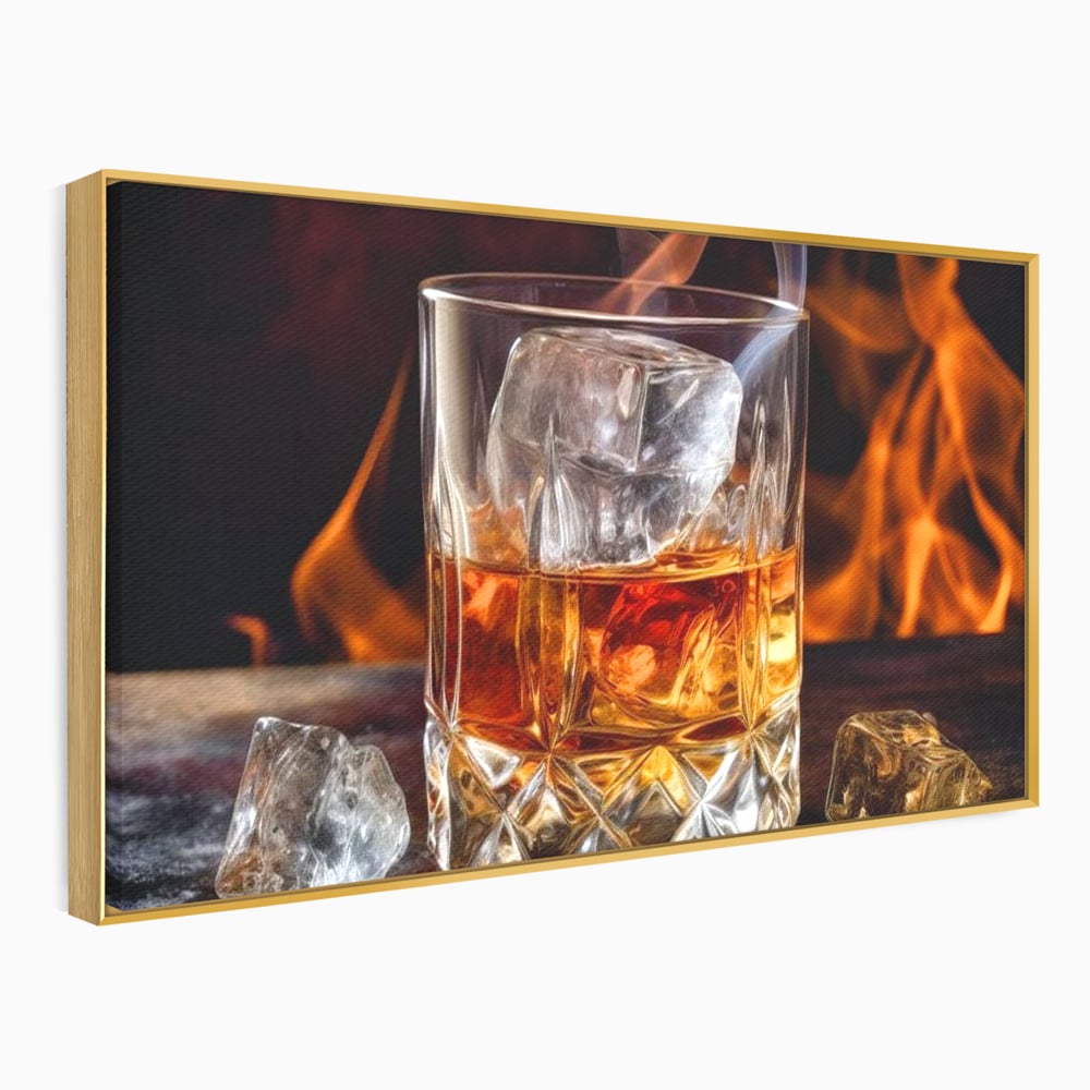 Tablou canvas cu tablou canvas cu pahar de whisky si foc, in rama de aluminiu auriu